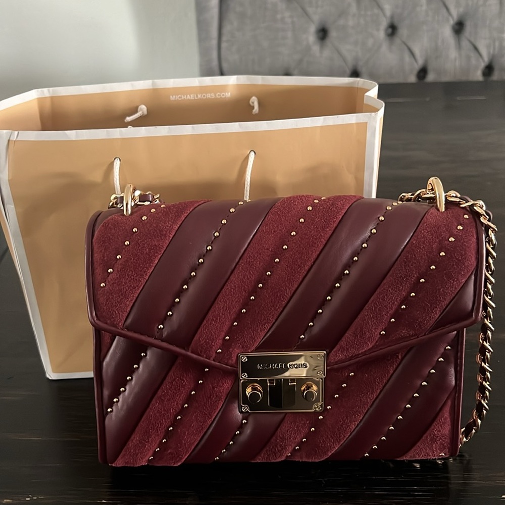 Michael Kors brand new, maroon, velvet, and gold purse 👜